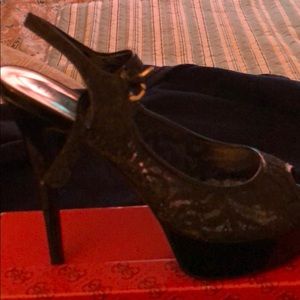 Guess heels